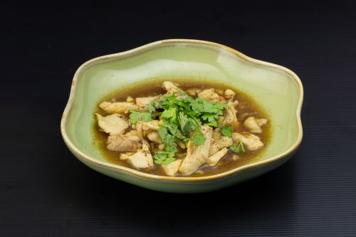 ไก่ผัดกระเทียม