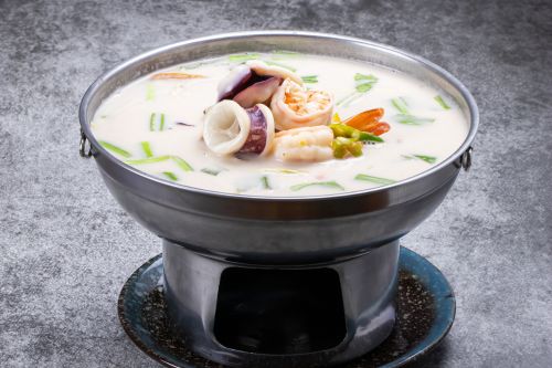 ต้มข่าทะเล หม้อ